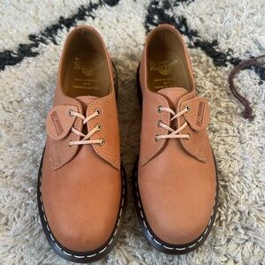 Dr. Martens 1461 Derbys in Tan (Horween Leather)